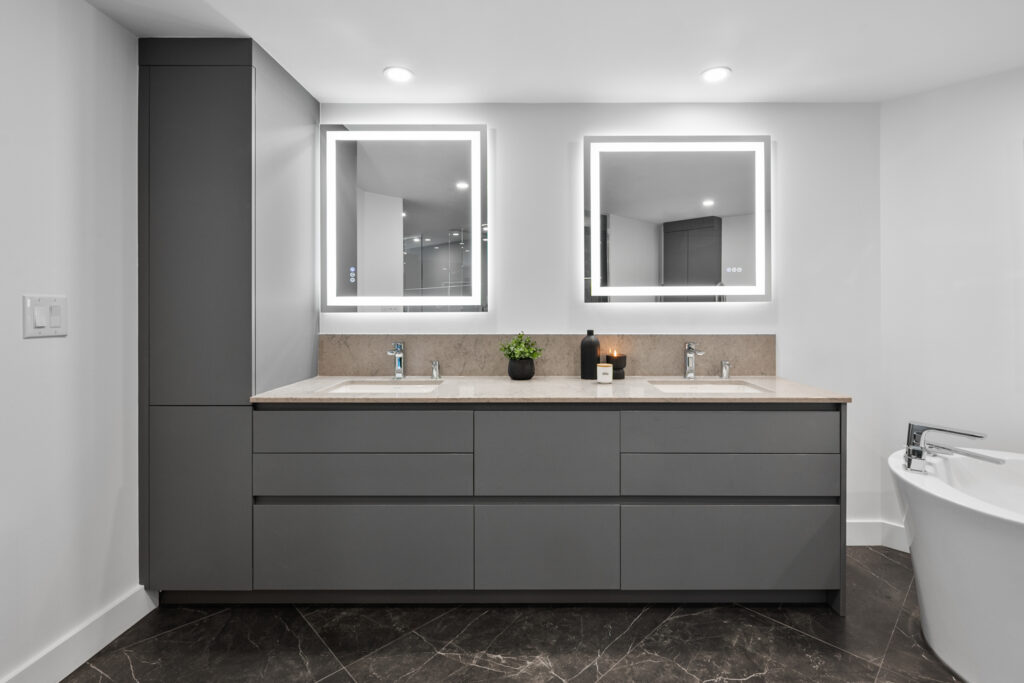 Résidence Côté-Veronneau- La Salle de Bain-02