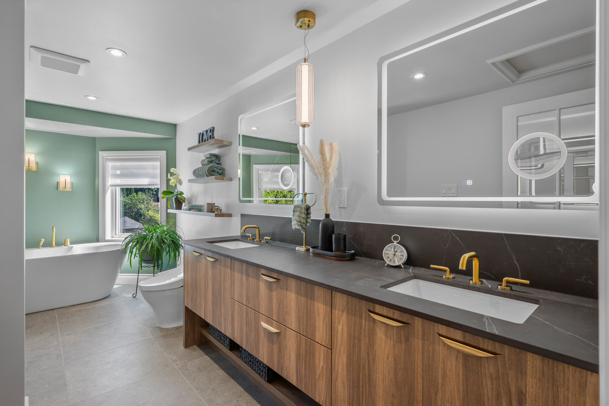 Bathroom | Dagenais & Estrada